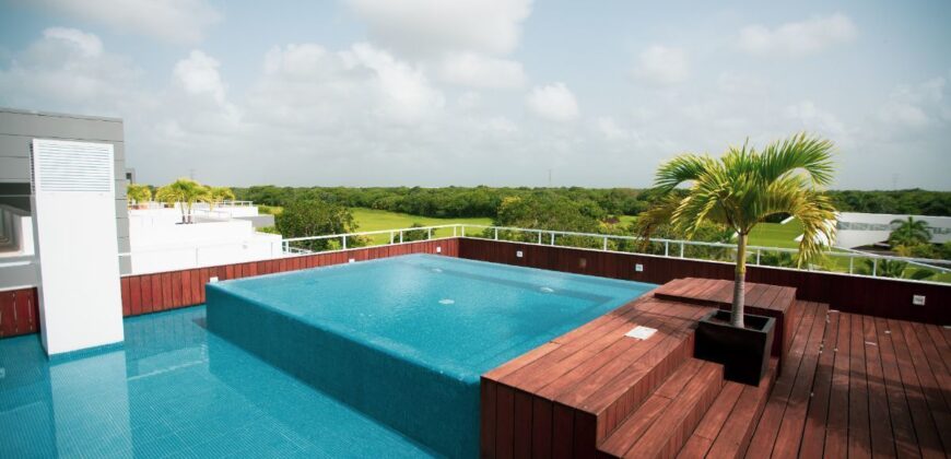 Apartment with golf course view