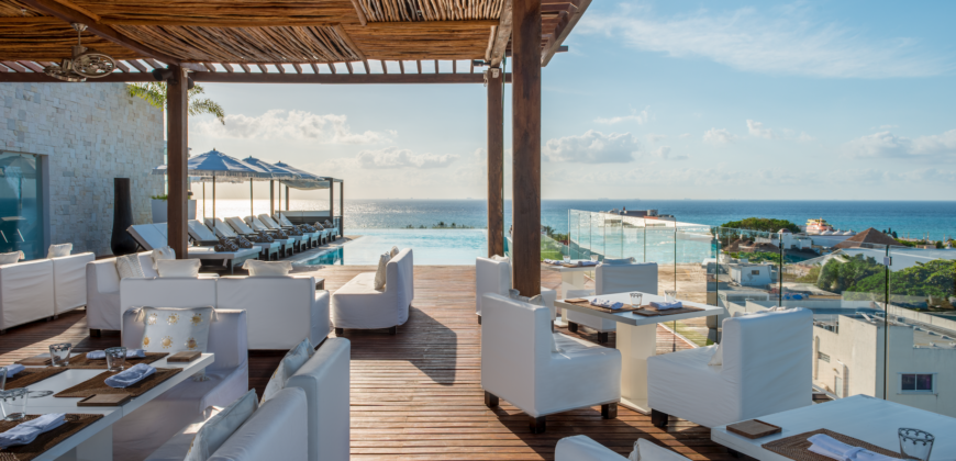 Residences by Hilton in Playa del Carmen